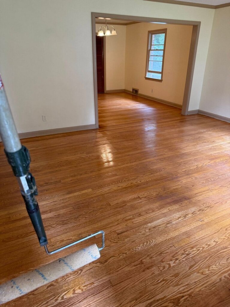 Hardwood floor cleaning service in Panama City Beach, FL and surrounding areas. Give us a call today for a free quote!